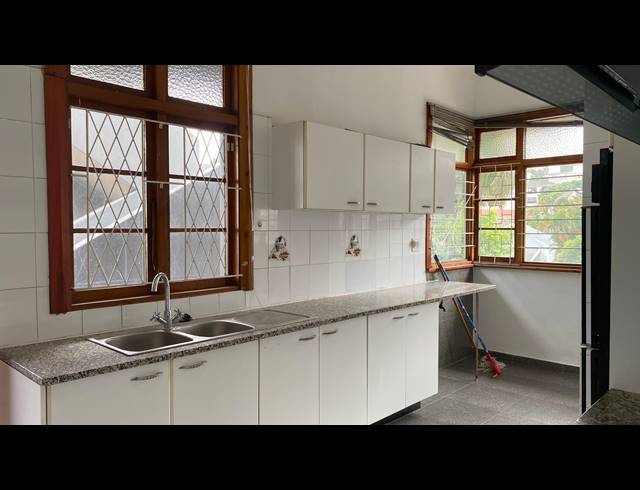 2 BEDROOM FLAT FOR SALE IN GLENWOOD